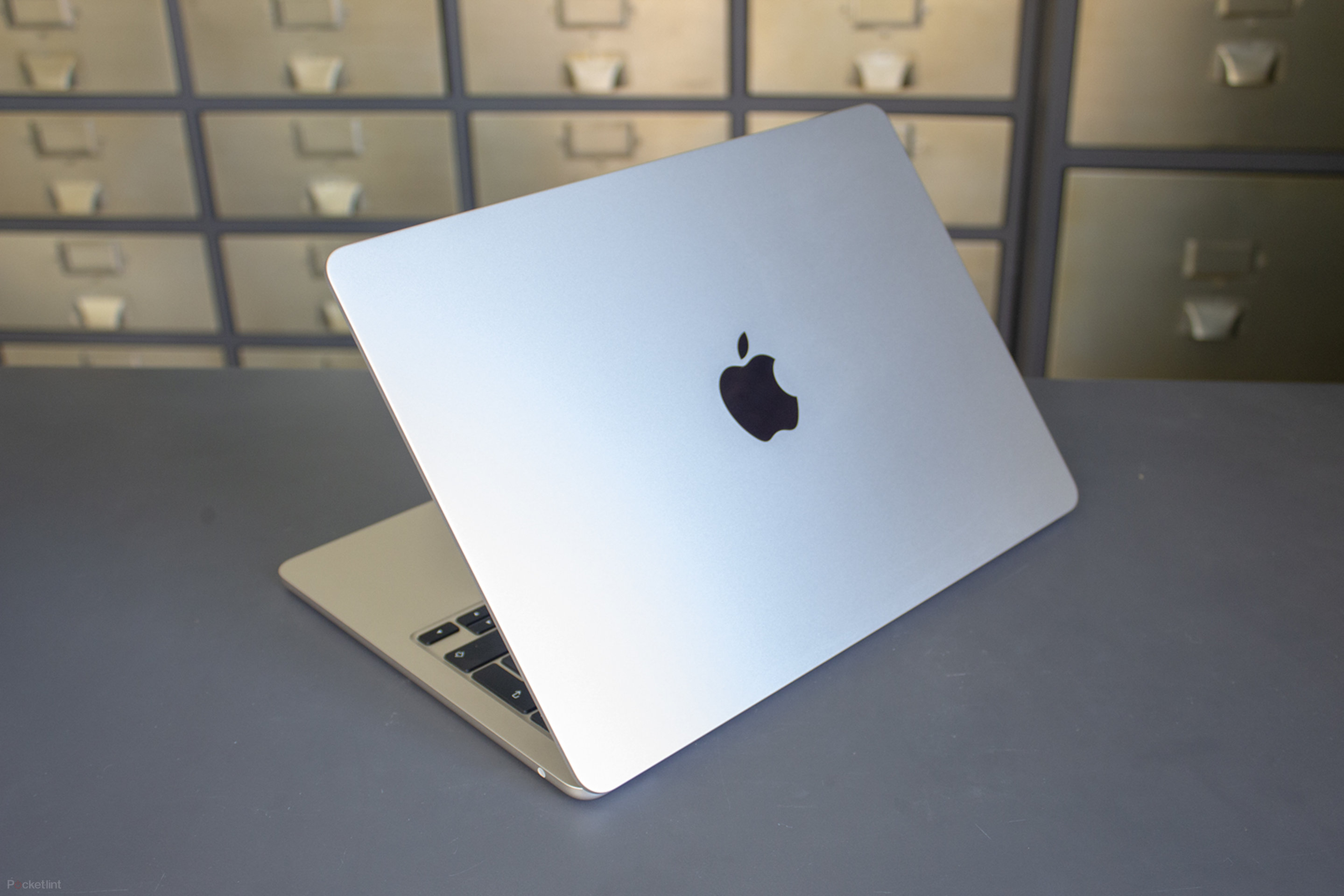MacBook: Which model is most suitable for You?